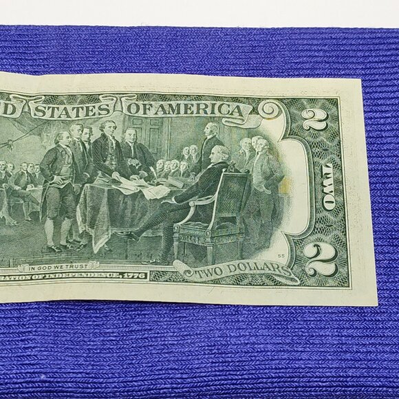 1976 Bicentennial Two Dollar Bill Commemorative Currency Crisp Condition RARE - Picture 7 of 8